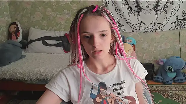 Snapshot of Cutie_Adelia chatting on July 9, 2026, 10:15 am Cutie Adelia online show from July 9, 2026, 10:15 am