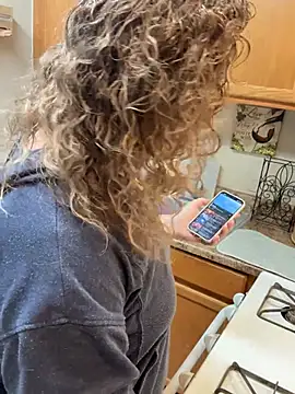 Snapshot of AuroraSummers chatting on February 10, 2026, 4:28 pm AuroraSummers online show from February 10, 2026, 4:28 pm