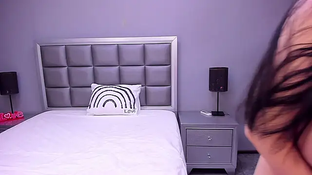 Snapshot of HellennSweet chatting on February 3, 2026, 5:27 am HellennSweet online show from February 3, 2026, 5:27 am