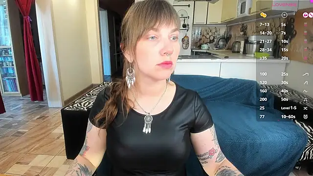 Snapshot of StacyTigerr chatting on May 6, 2026, 12:20 pm StacyTigerr online show from May 6, 2026, 12:20 pm