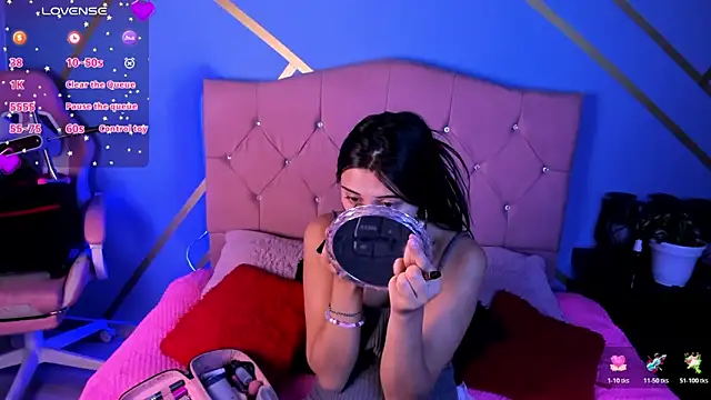 brenda moris01 online show from November 9, 2025, 10:14 pm