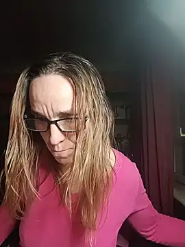 Dettybitch40 online show from November 25, 2025, 4:18 pm