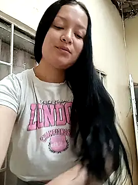 Arisha34 online show from December 20, 2025, 4:43 pm