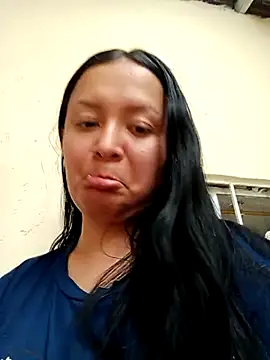 Arisha34 online show from March 7, 2025, 6:11 pm