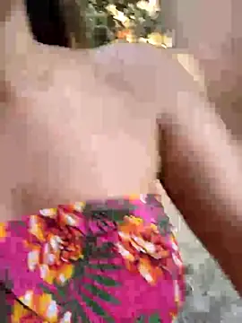 Emmabee123 online show from September 22, 2025, 8:04 pm