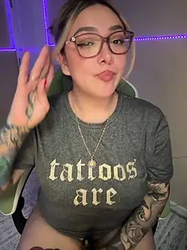 nativepumpkin95 online show from March 18, 2025, 3:45 am