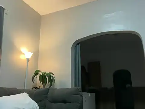 nativepumpkin95 online show from October 7, 2025, 12:22 am