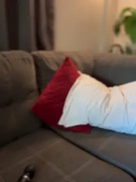 nativepumpkin95 online show from November 2, 2025, 7:52 pm