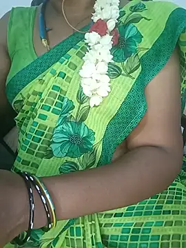 Snapshot of Tamil-hotwife chatting on July 5, 2026, 12:15 am Tamil-hotwife online show from July 5, 2026, 12:15 am