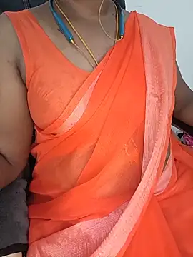 Snapshot of Tamil-hotwife chatting on June 27, 2026, 6:19 am Tamil-hotwife online show from June 27, 2026, 6:19 am