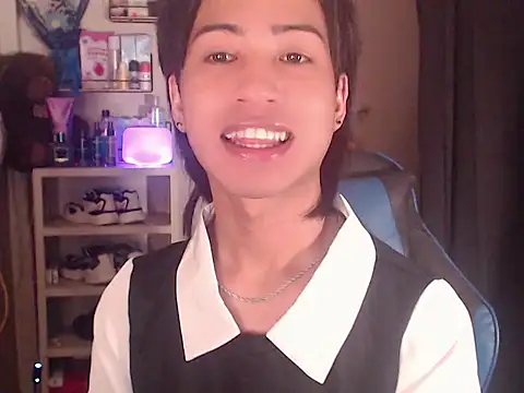 Lemonadexxx online show from April 18, 2026, 11:34 am