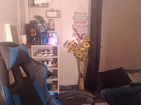 Lemonadexxx online show from March 10, 2026, 5:44 am