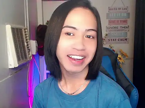 Lemonadexxx online show from November 23, 2025, 7:18 am