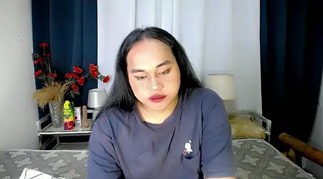 bettina love online show from December 4, 2024, 11:13 am