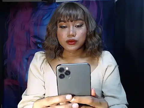 bettina love online show from November 5, 2025, 4:21 pm