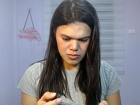 Miss Ivanawolf online show from December 18, 2025, 9:58 am