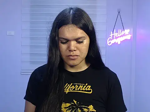 Snapshot of Miss_Ivanawolf chatting on February 23, 2025, 9:33 am Miss Ivanawolf online show from February 23, 2025, 9:33 am