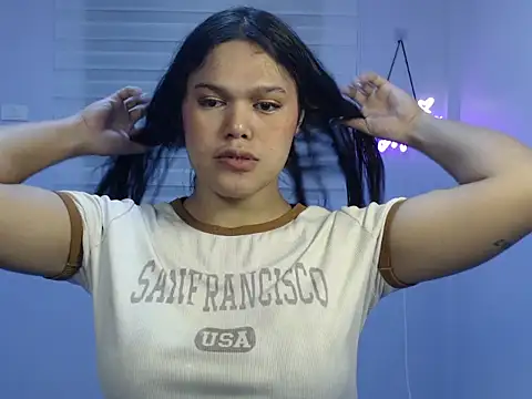 Snapshot of Miss_Ivanawolf chatting on March 14, 2025, 1:57 pm Miss Ivanawolf online show from March 14, 2025, 1:57 pm