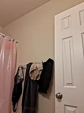 Snapshot of bootiebby chatting on September 9, 2025, 12:21 am bootiebby online show from September 9, 2025, 12:21 am