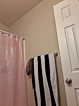 Snapshot of bootiebby chatting on September 11, 2025, 8:53 pm bootiebby online show from September 11, 2025, 8:53 pm