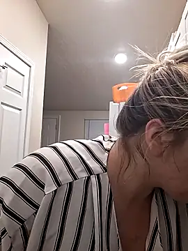 Snapshot of bootiebby chatting on October 20, 2025, 6:26 am bootiebby online show from October 20, 2025, 6:26 am