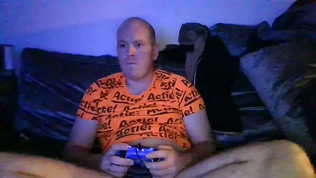 Snapshot of Janssen88 chatting on January 14, 2026, 10:46 pm Janssen88 online show from January 14, 2026, 10:46 pm