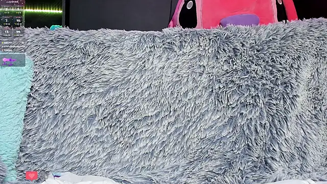 Emilyjhonson 01 online show from March 14, 2025, 9:54 pm