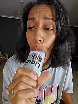 Goldenlace online show from March 19, 2025, 11:14 pm