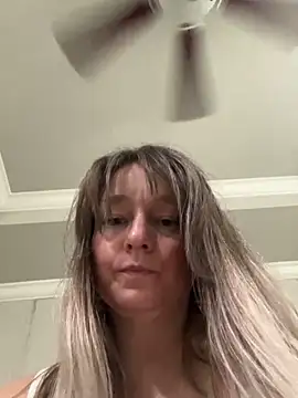 Vivian MayXxX online show from March 22, 2025, 8:59 pm