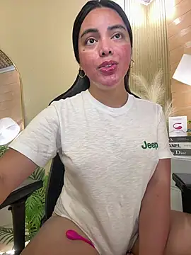 Snapshot of HotstuffCherrySummer chatting on March 20, 2025, 5:46 am HotstuffCherrySummer online show from March 20, 2025, 5:46 am