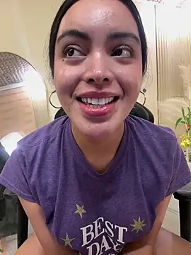 HotstuffCherrySummer online show from March 13, 2026, 9:58 am