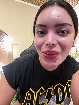 HotstuffCherrySummer online show from February 6, 2026, 8:32 am