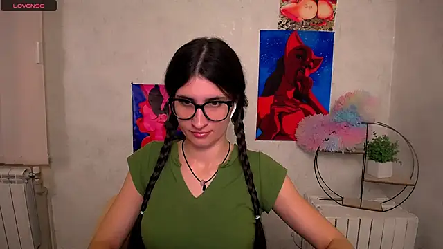 MaryEm976 online show from November 13, 2025, 1:15 pm