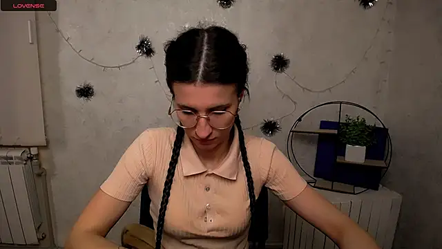 MaryEm976 online show from March 22, 2026, 11:56 am