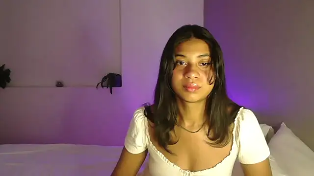 dark enchantress  online show from September 12, 2025, 12:00 am