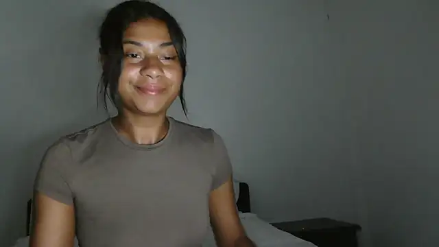 dark enchantress  online show from February 24, 2026, 1:39 am