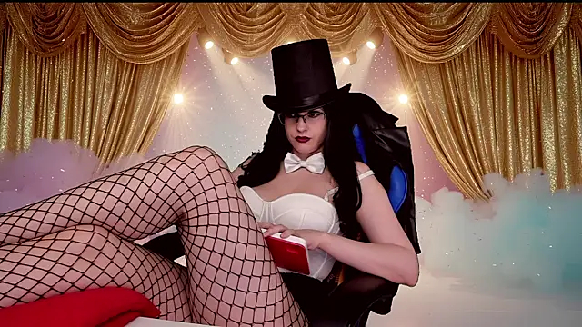 Snapshot of RoseBlooom chatting on November 2, 2025, 3:44 am RoseBlooom online show from November 2, 2025, 3:44 am