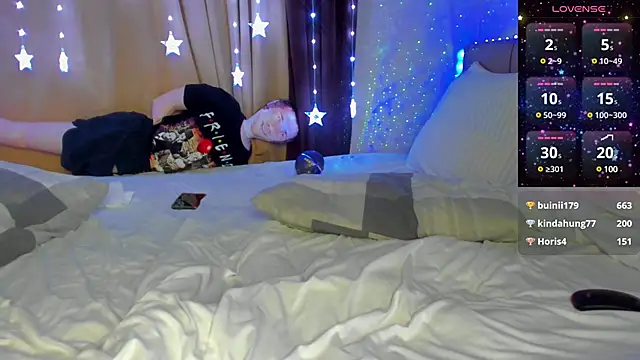 92yourbitch922 online show from February 28, 2025, 12:54 am