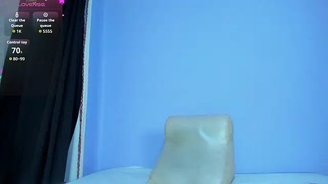 MAILYN ER online show from December 19, 2025, 8:11 pm