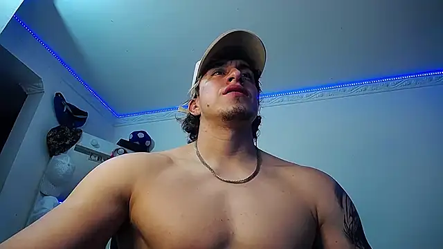 strongboy  online show from September 16, 2025, 3:07 am