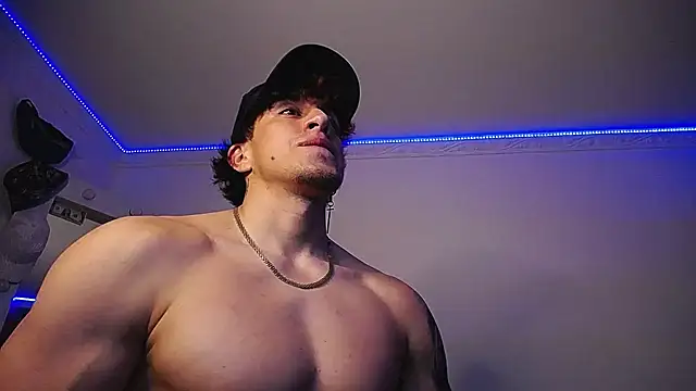 strongboy  online show from January 12, 2025, 8:25 am