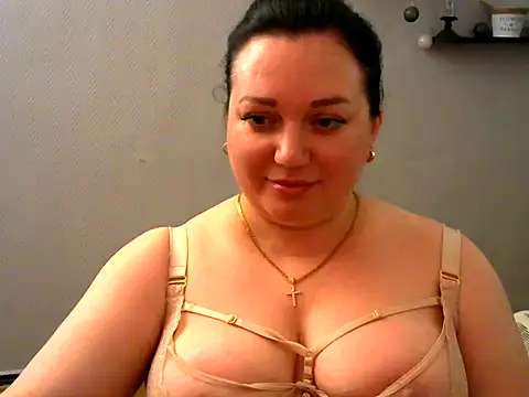 AmanaGi online show from February 7, 2025, 12:39 pm