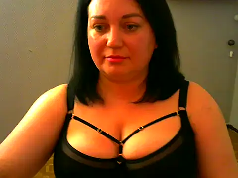 AmanaGi online show from December 30, 2024, 1:03 pm