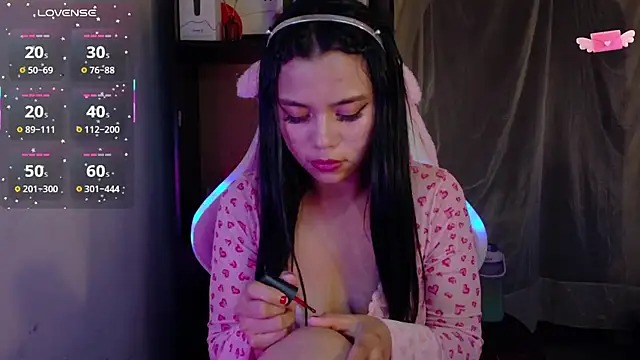 -Camila  online show from February 27, 2025, 4:24 am