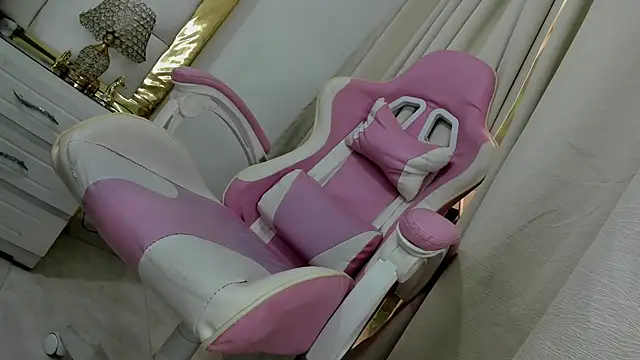 KendalStallyon online show from March 12, 2025, 1:40 pm