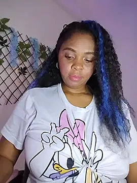 collegechica online show from November 6, 2025, 5:55 am