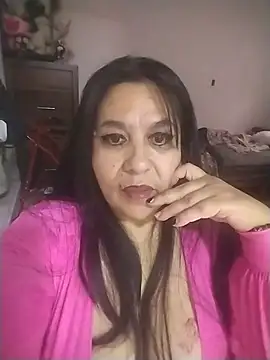 Vilainemarie online show from July 7, 2026, 10:02 pm