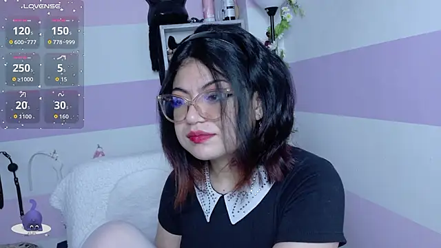 Catwhite  online show from February 23, 2026, 7:03 pm