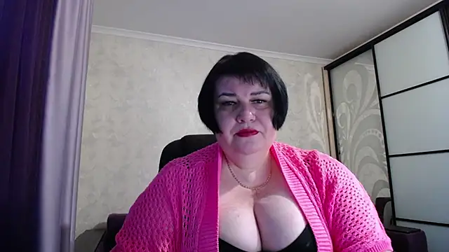 JuicyLady Di online show from October 27, 2025, 4:35 am