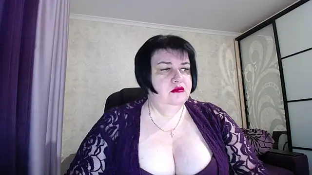 JuicyLady Di online show from December 23, 2025, 5:40 am